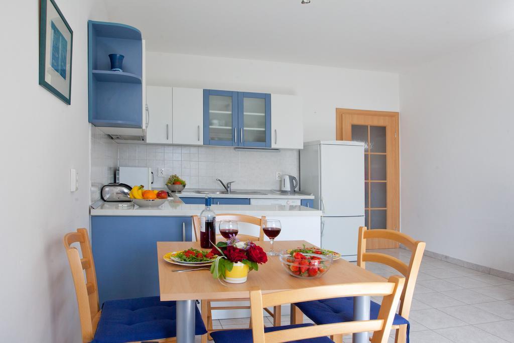 Apartment Firule Sandy Beach Split Extérieur photo